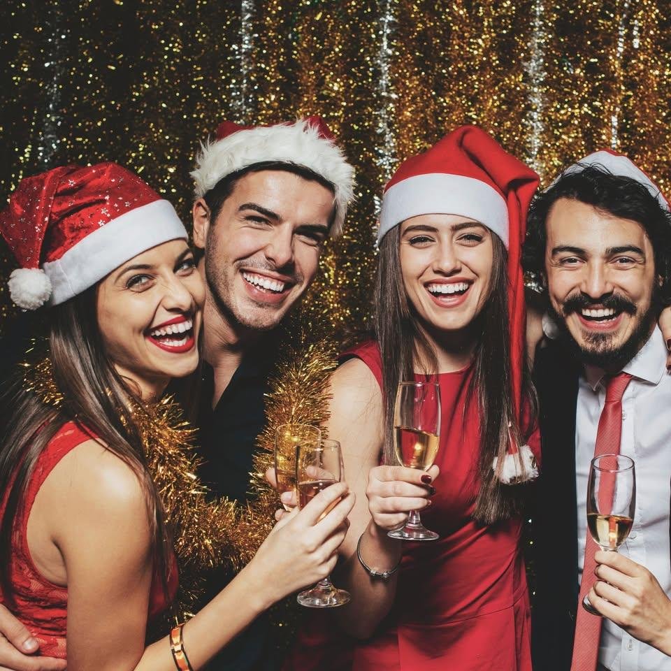 Do Swindon - Boogie & Banquet Christmas Party Night at Lydiard Park Hotel