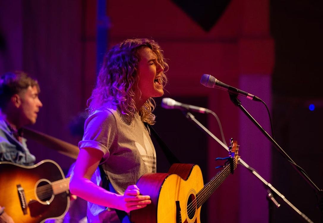 Live singer on stage